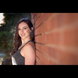 Meet your Posher, Michaela